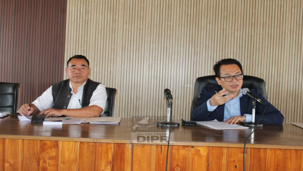 DC and DPDB Peren Vice-Chairman Hiazu Meru chairs the monthly DPDB meeting at the DC’s Conference Hall, Peren, on October 6. (DIPR Photo)